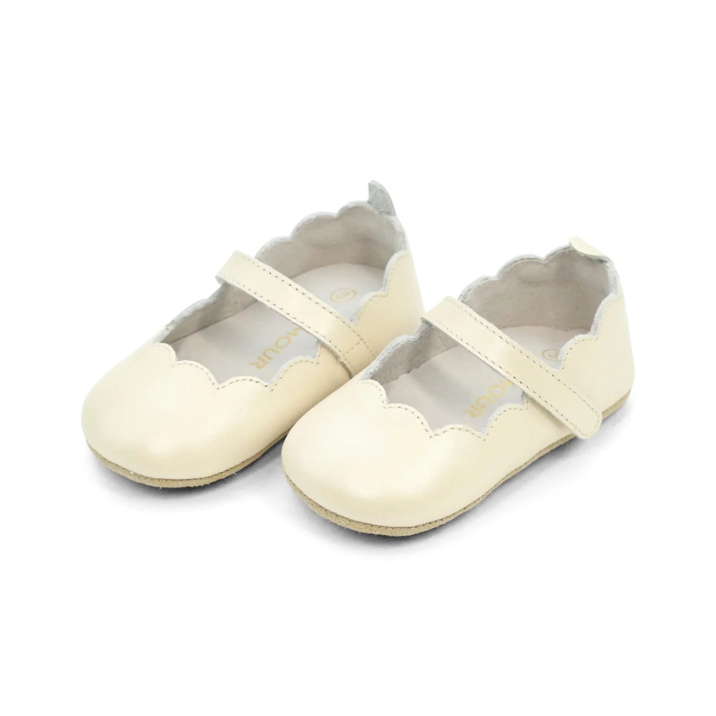 L'Amour Mimi Girls Scalloped Mary Jane Crib Shoe