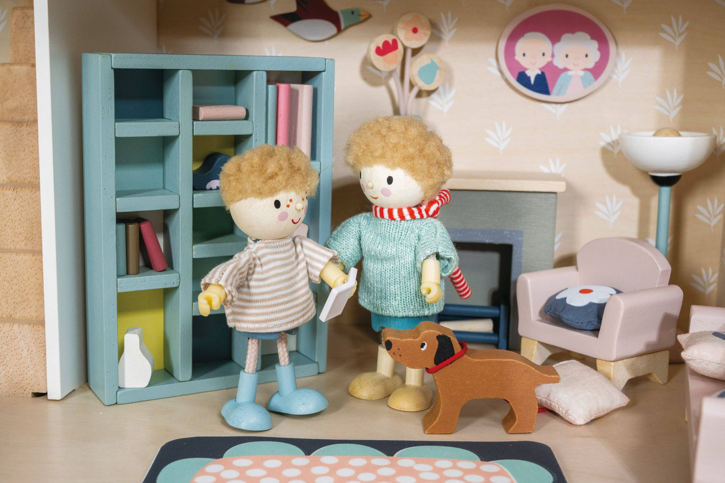 Tender Leaf Dolls House Sitting Room Furniture