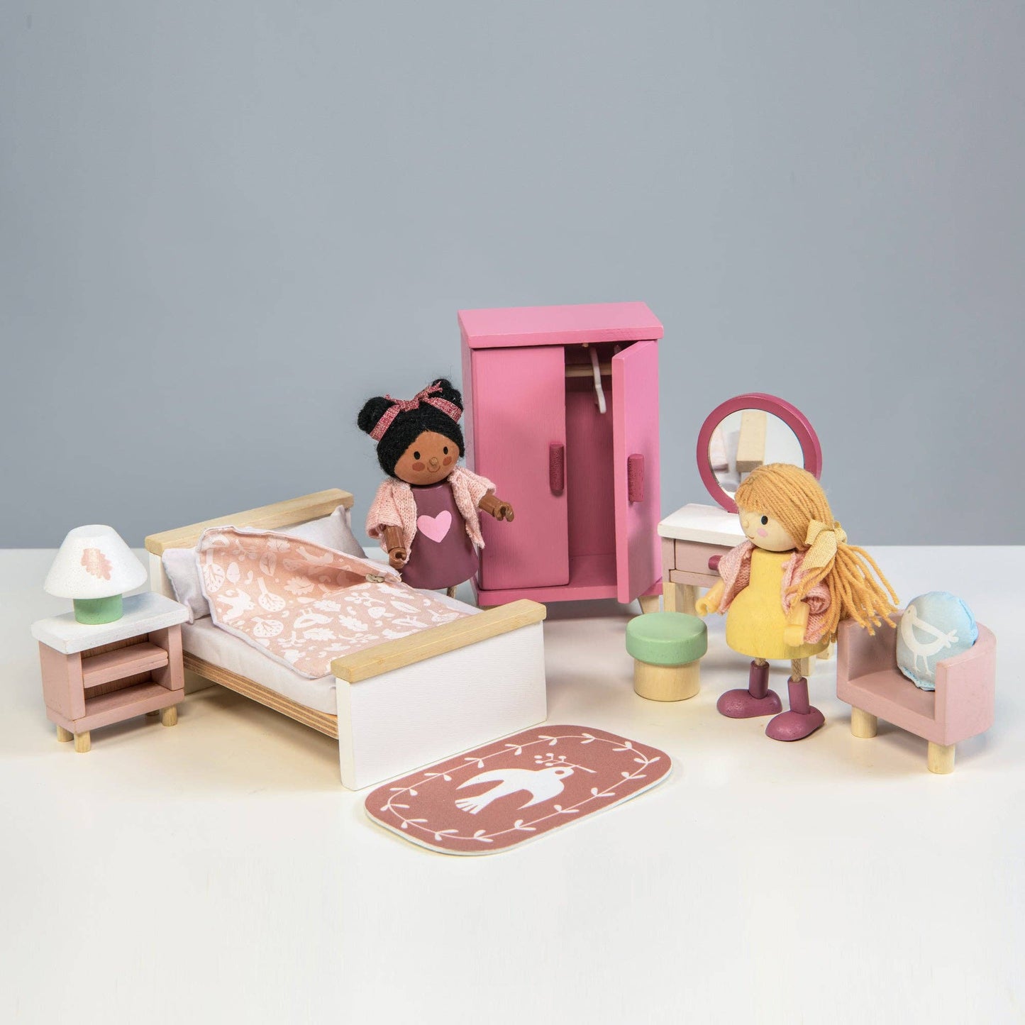 Tender Leaf Dolls House Bedroom Furniture